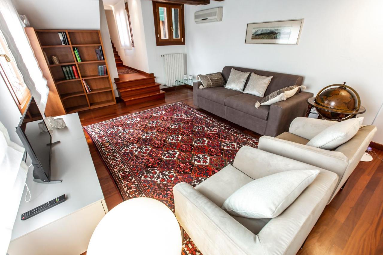 Ferienwohnung San Pantalon Luxury Penthouse R&R Venedig Exterior foto