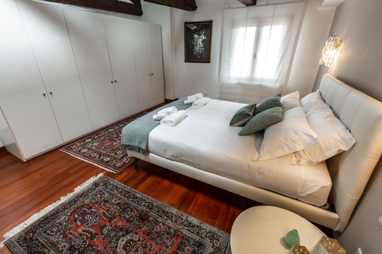 Ferienwohnung San Pantalon Luxury Penthouse R&R Venedig Exterior foto